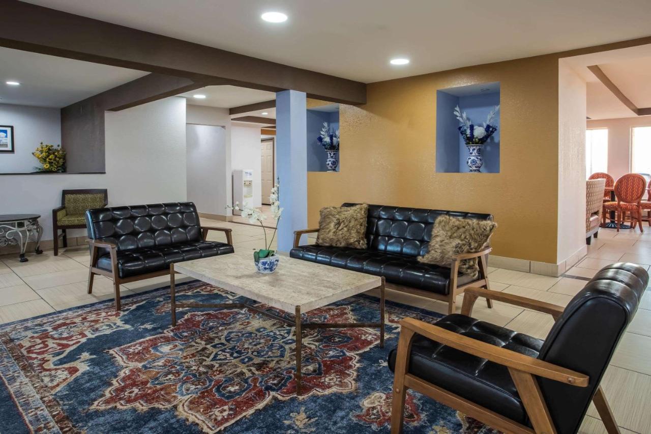 Travelodge By Wyndham Fort Wayne North Extérieur photo
