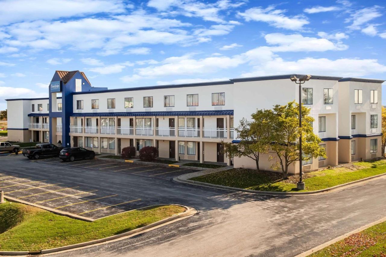 Travelodge By Wyndham Fort Wayne North Extérieur photo