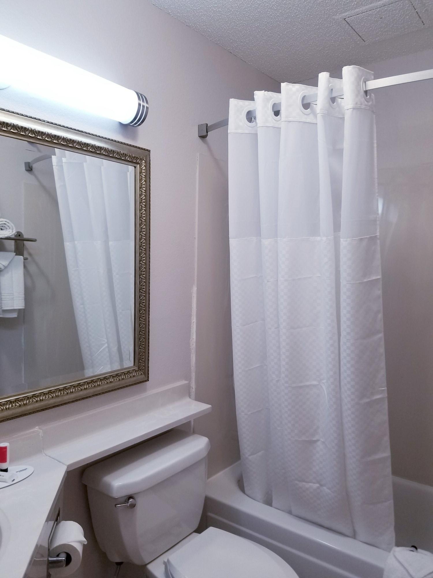 Travelodge By Wyndham Fort Wayne North Extérieur photo