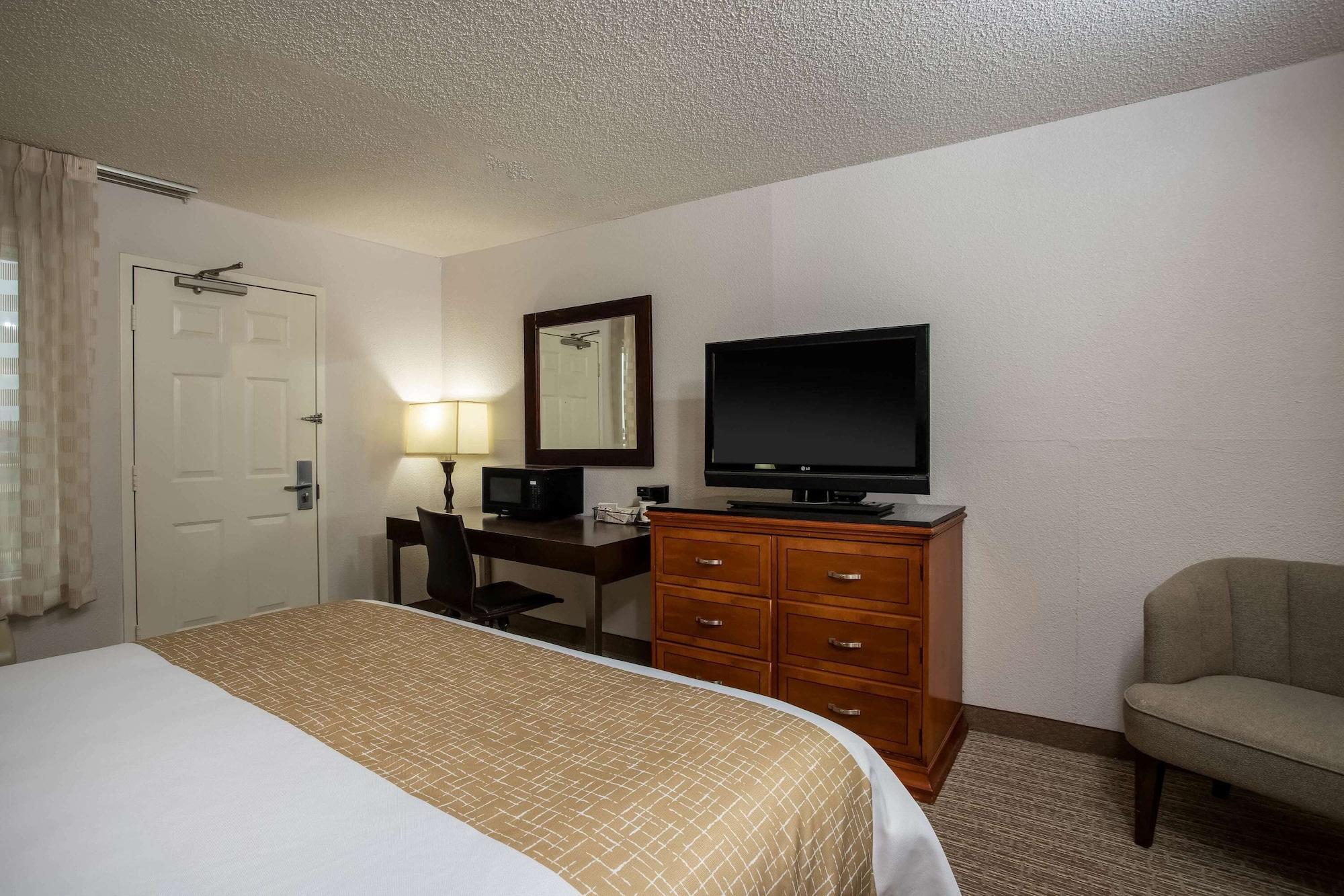 Travelodge By Wyndham Fort Wayne North Extérieur photo