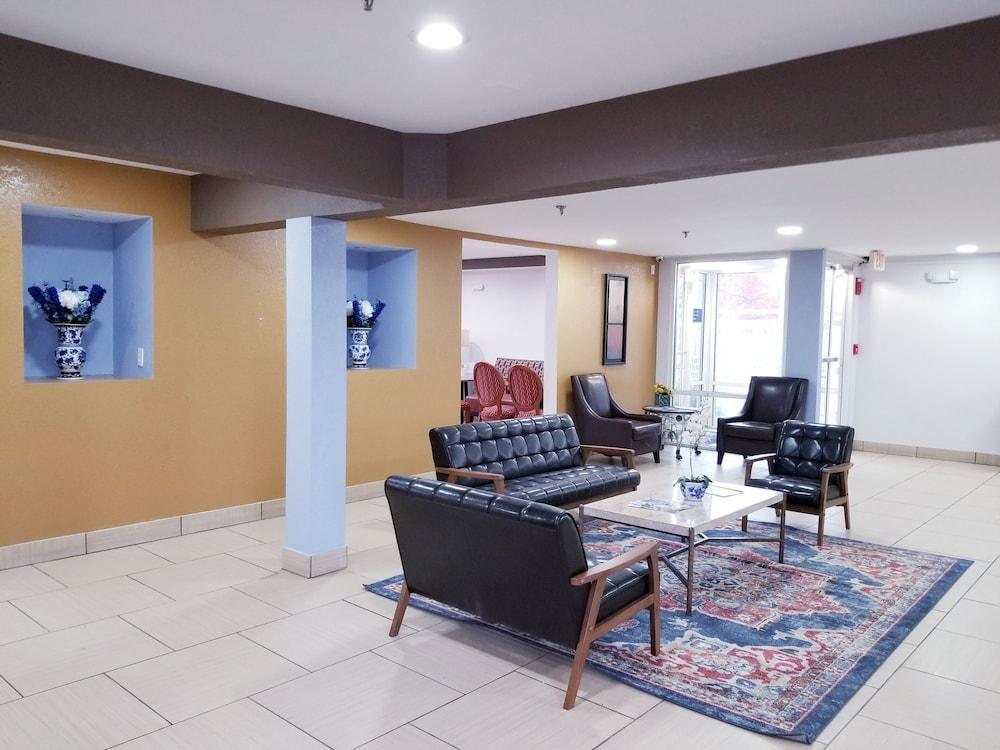 Travelodge By Wyndham Fort Wayne North Extérieur photo