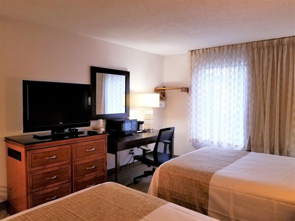 Travelodge By Wyndham Fort Wayne North Extérieur photo