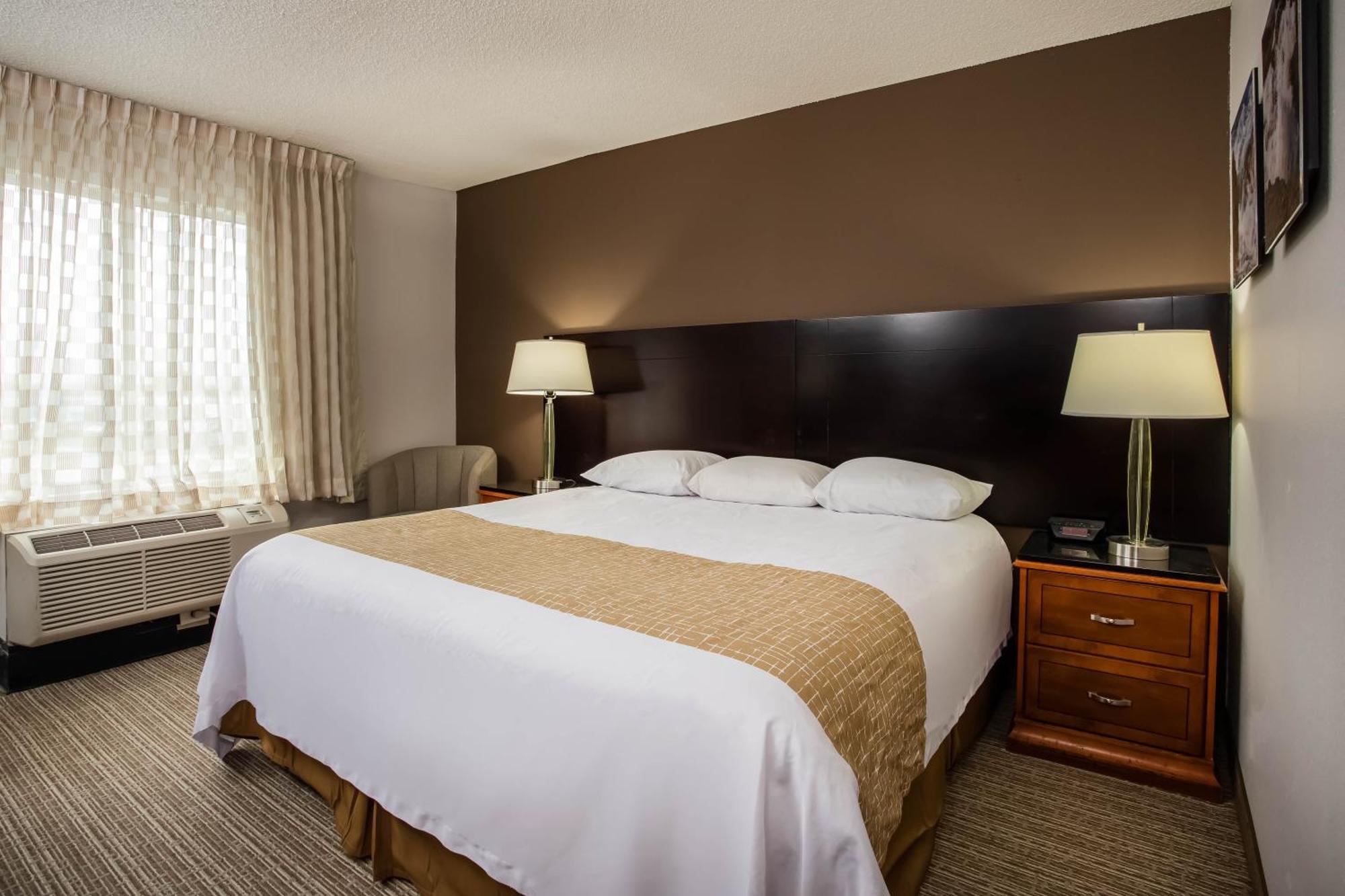 Travelodge By Wyndham Fort Wayne North Extérieur photo