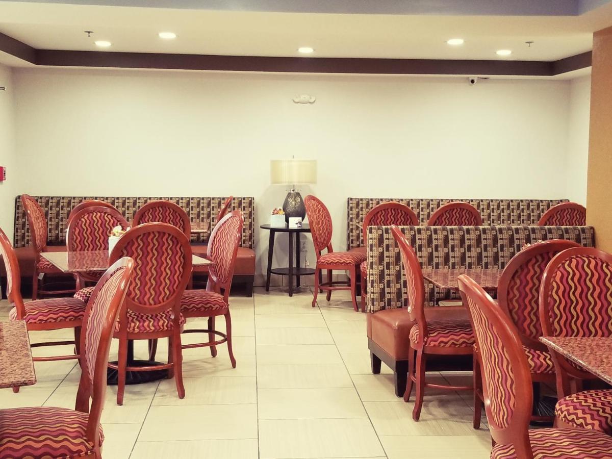 Travelodge By Wyndham Fort Wayne North Extérieur photo